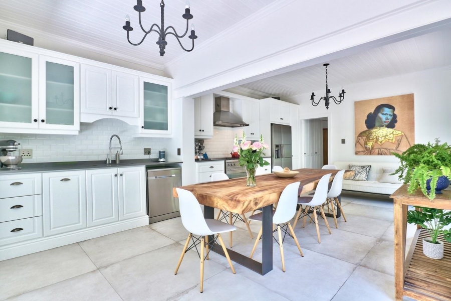 3 Bedroom Property for Sale in Gardens Western Cape
